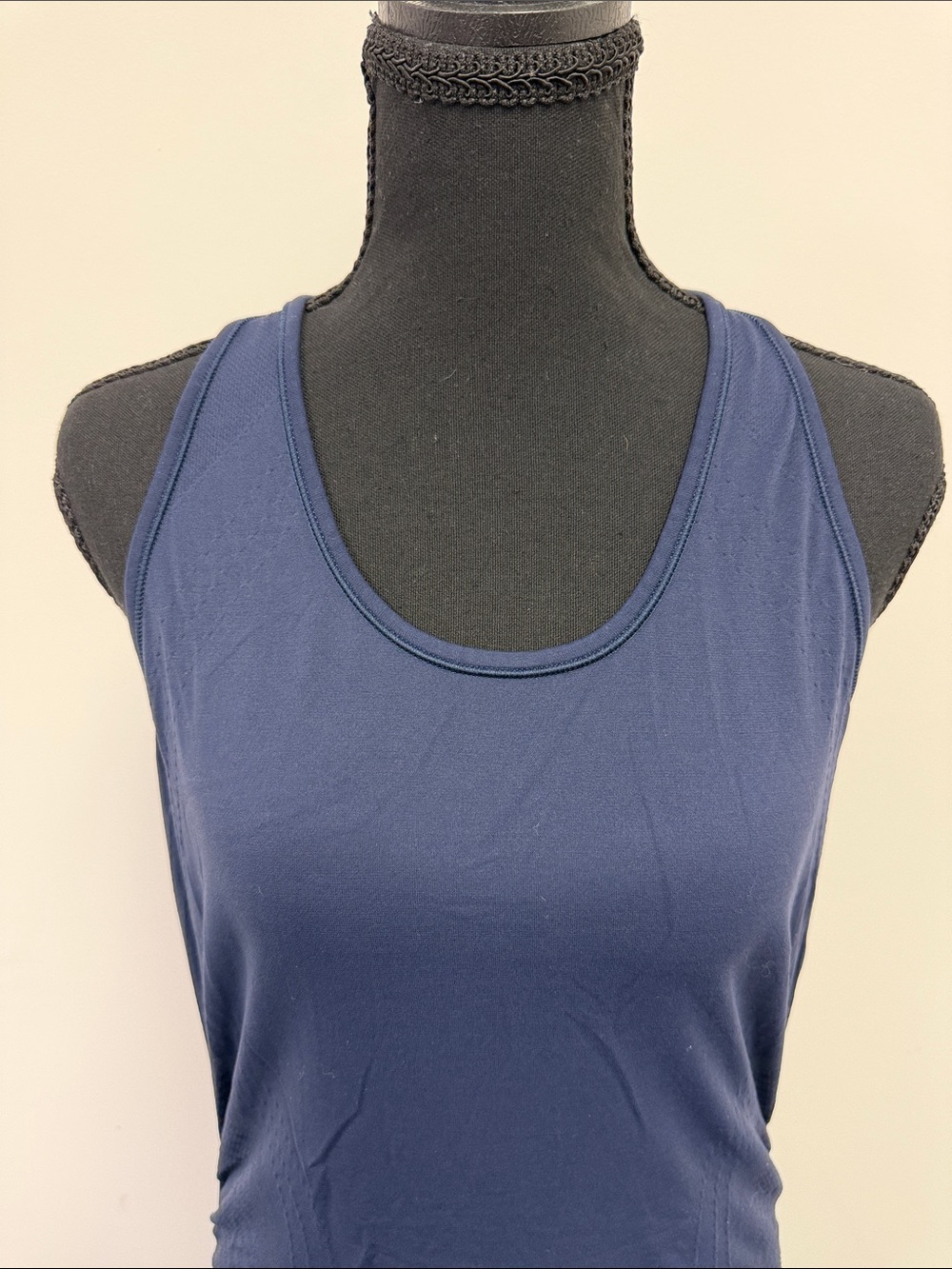 Athleta Ruched Tank - Picture 4 of 8
